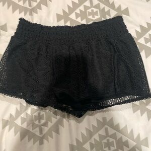 Size Medium shorts